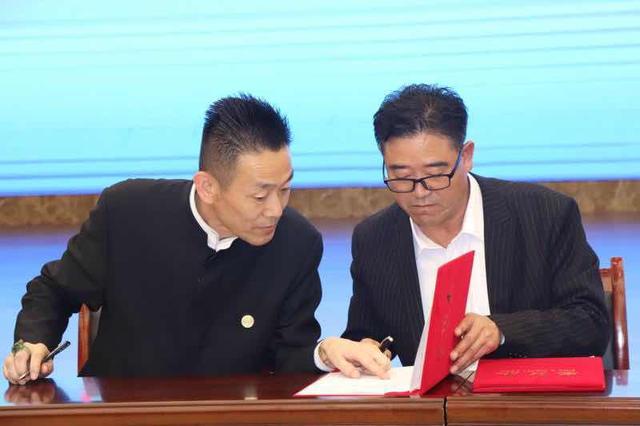 汇聚全社会力量决战脱贫攻坚